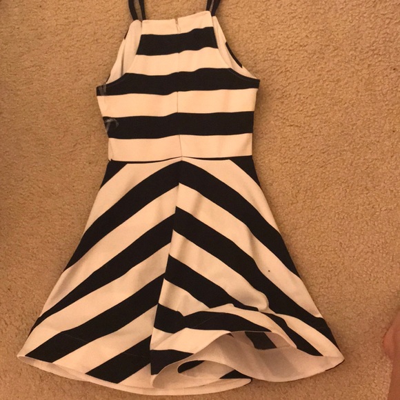 Black and white striped fit and flare dress - Picture 2 of 2